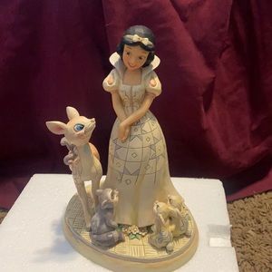 Snow White and forest friends figurine new in box